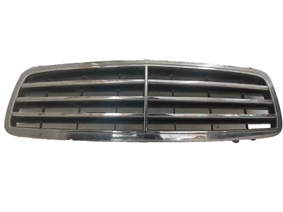 2001 - 2007 MERCEDES C240 C280 C230 W203 GRILLE GRILL 原始设备制造商 — 第 1/3 张图片