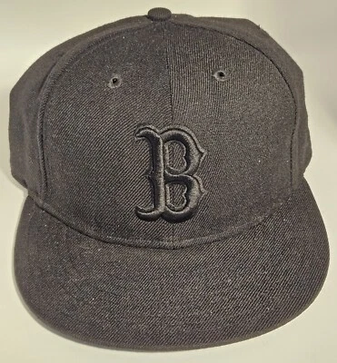 Boston Red Sox ALL BLACK 59 Fifty Sz. 7 1/4 Fitted Alternate MLB Hat W/ Sticker - Image 1 of 4