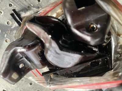 Ford 302 351w Factory Pedestal Rocker Arms & Hardware oem F-150 F-250 Mustang - Image 1 of 2