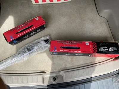 Conjunto de 2 puntales de suspensión trasera FCS 345428 para Mitsubishi Eclipse 1995-2005 Foto 1 de 4