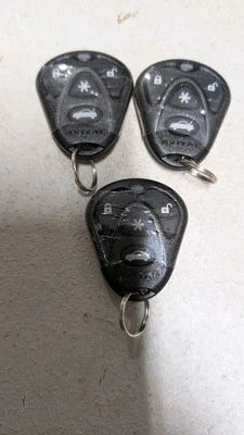 Lote de (3) Llaveros Transmisor Entrada Remota Sin Llave OEM AVITAL Nuevos Genuinos Foto 1 de 2