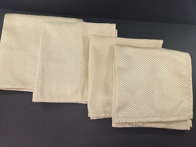 Juego de 4 servilletas Waterford tejido dorado poliéster 21" x 21" Foto 1 de 4