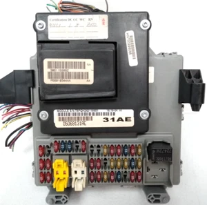 5069131AE Jeep 2002 Liberty Body Control Module Fuse Box Interior BCM OEM C56 - Picture 1 of 12