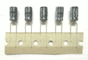 5x Electrolytic Capacitor Radial CapXon, KM Series, 100uF 25V, 105°C, 6.3x11 - Picture 1 of 2