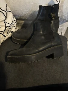 Dr Marten Rometty Chelsea Boot UK9 US 11 - Picture 1 of 2