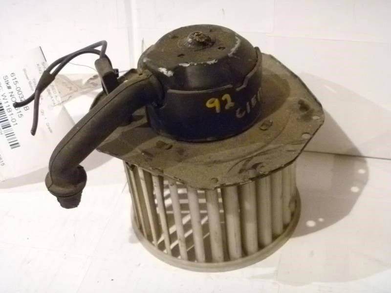 Calentador trasero del motor del soplador para furgoneta Chevrolet 10 78-91 184204 Foto 1 de 1