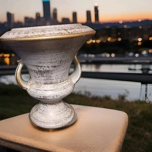 Vintage Rare HTF HAEGER 22 Carat Gold Art Pottery 8"H 71/4"W Hand Craft NY USA - Picture 1 of 6