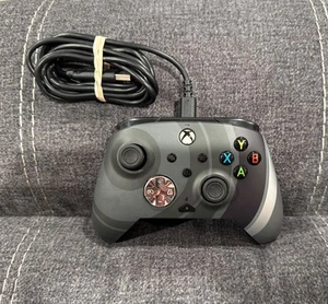 PDP Grey Wired Microsoft Xbox One Controller! ~ Works Great! ~ Fast Shipping! - Picture 1 of 5