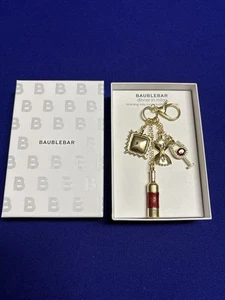 Schlüsselanhänger Baublebar Abendessen in Mailand Weinglasflasche und Pasta Taschenanhänger neu - Bild 1 von 11