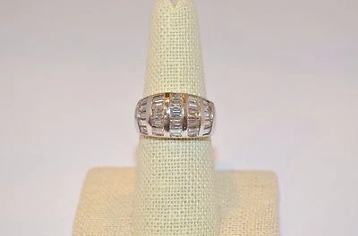 CK34- ANILLO DE DIAMANTES DE ORO BLANCO 14K PARA DAMA APROX 1,50TCW 8,6 GRAMOS Foto 1 de 4