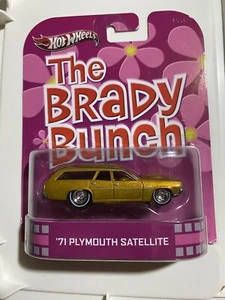 Hot Wheels The Brady Bunch '71 Plymouth Satellite Retro Entertainment - Picture 1 of 4