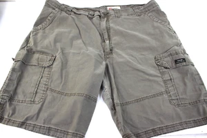 Wrangler Men's 46W x 9L Ripstop Cargo Jean Shorts - Olive Green **HOLE** #D260 - Picture 1 of 6