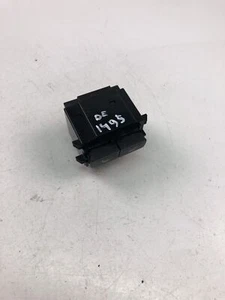 Volvo V90 II Switch 31346786 2018 21536781 - Picture 1 of 4