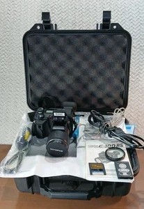Olympus Digital Camera E-100RS, Cables, Charger, Manuals & Pelican 1400 Case - Picture 1 of 24