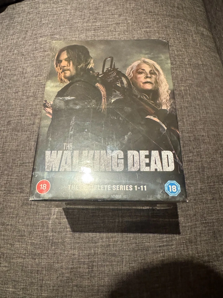The Walking Dead The Complete Series 1-11 Boxset Blu-ray 2010-2022 RIP IN SEAL - Image 1 of 4