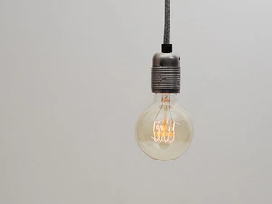 FILAMENTO DE CUÁDRUPLE GLOBO GRANDE | BOMBILLA EDISON | TORNILLO ES E27 y tapa de bayoneta B22 - Imagen 1 de 2
