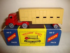 MATCHBOX MAJOR PACK M-7 CATTLE TRUCK - EXCELLENT in original BOX - Picture 1 of 13