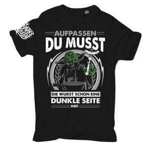 Herren TShirt Grill Spruch Bratwurst Wurst auf Rost S bis 8XL yoda bratwurst - Bild 1 von 2