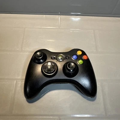 Genuine Xbox 360 Controller (Black) - Tested  - Image 1 of 4