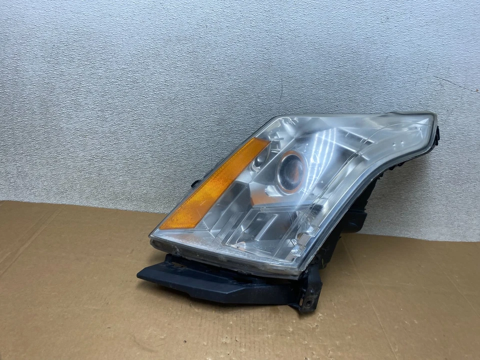 Faro lateral izquierdo halógeno para conductor Cadillac SRX 2010 a 2016 V4878 DW Foto 1 de 4
