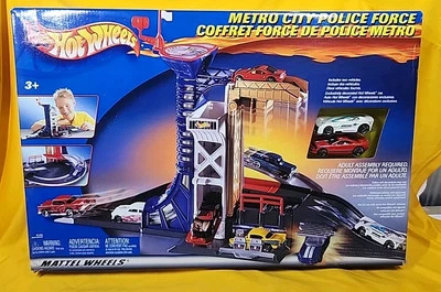 2002 Hot Wheels Metro City Police Force #B1360 Sealed🔥 - Image 1 of 4