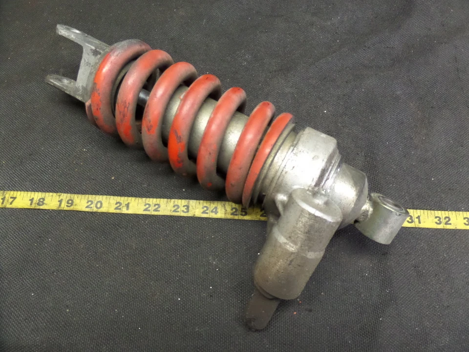 Honda CBR1000F 1996 amortiguador de resorte trasero Foto 1 de 1