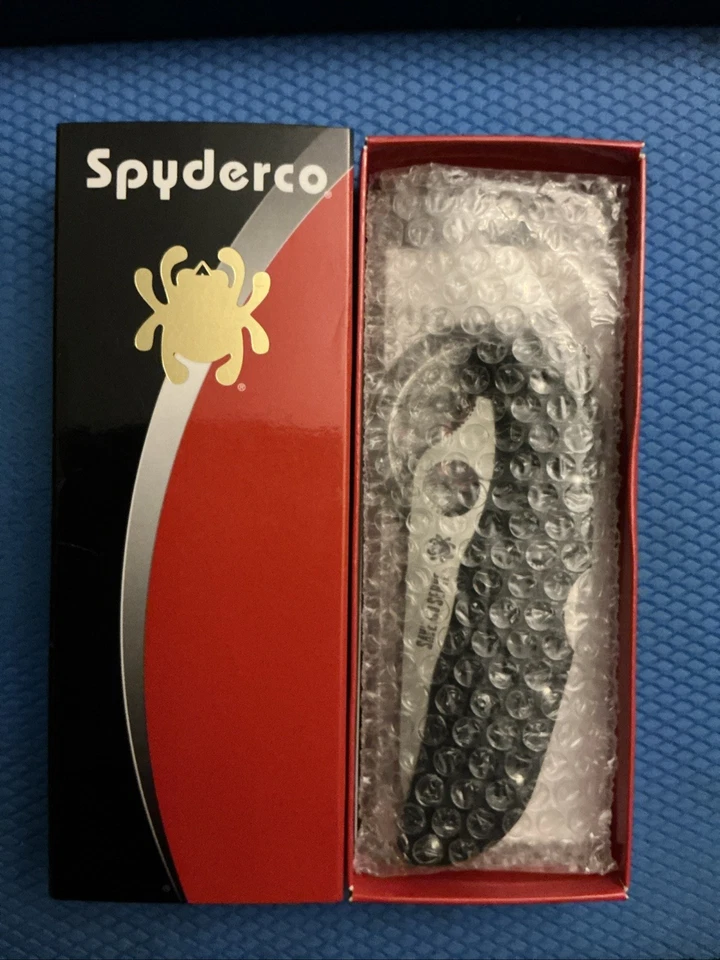 Spyderco Knives Endela Thin Red Line Black Lockback Serrated VG10 C243FPSBKRD - Image 1 of 4