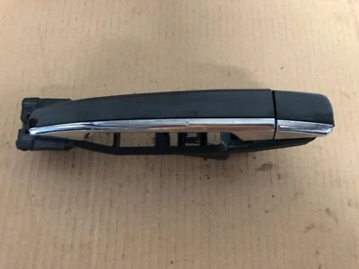 ЧЕРНАЯ ВНЕШНЯЯ РУЧКА ЗАДНЕЙ ПРАВОЙ ПАССАЖИРСКОЙ ДВЕРИ MERCEDES BENZ E55 E320 E430 W210 - Изображение 1 из 4