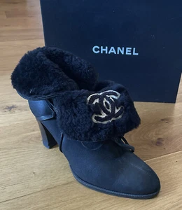 Chanel beautiful black heeled shearling boots - size 5.5 (38.5) - Picture 1 of 12