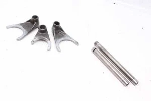 Transmission Shift Fork Kawasaki ZZR 600 ZX600D 90-92 - Picture 1 of 3