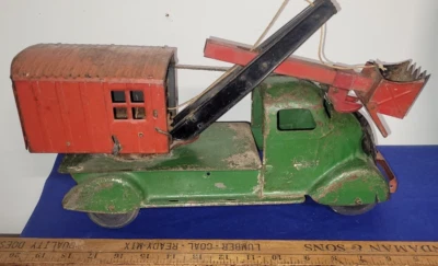 vtg Structo STUDEBAKER TRUCK w Steam Shovel 1930s SHIPPING INCLUDED - Image 1 of 4