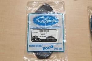 Bob Drake 68-13520-A Taillight Pads, Left & Right, for 1936 Ford Passenger Cars - Picture 1 of 1