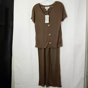 NWT Mia Nola Size 2 Top Pants 2 piece Outfit Set Fish Buttons Taupe MSRP $68 - Picture 1 of 7