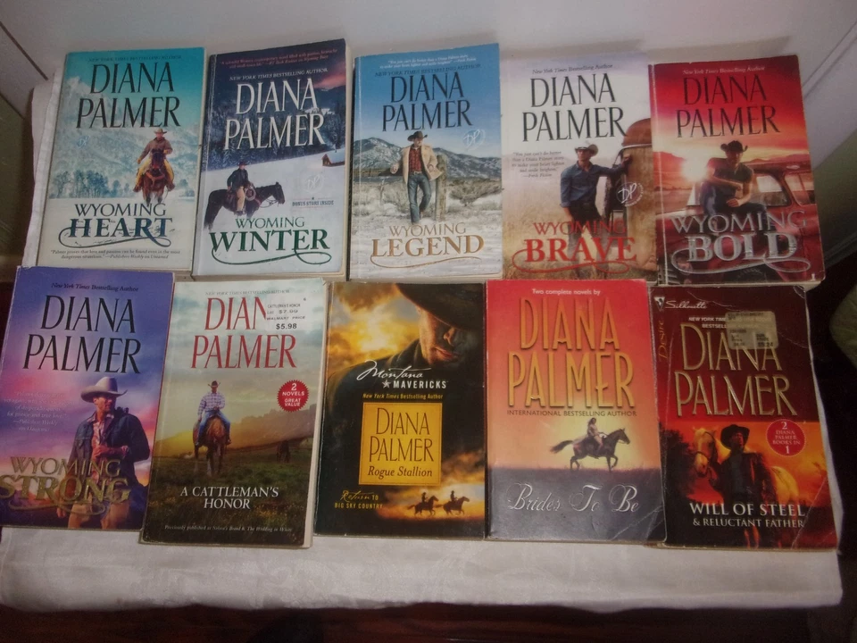 LOT 10 PAPERBACK WESTERN ROMANCE BOOKS DIANA PALMER - Image 1 of 3