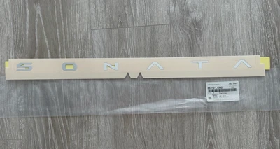 Original OEM maletero trasero emblema "SONATA" 86310-L1500 para 24-25 Hyundai Sonata Foto 1 de 2