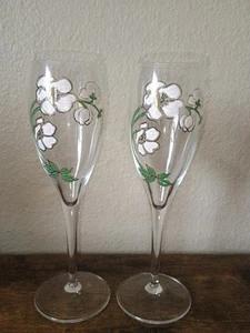 2 Vintage Perrier Jouet Belle Epoque Champagne Flutes Hand Painted Floral 7.5" - Picture 1 of 5
