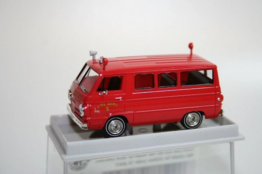 Brekina 93439 - 1/87 Dodge A 100 - Vigili Del Fuoco - Nuovo - Immagine 1 di 1