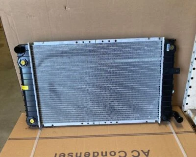 Радиатор (89-90 Pontiac Grand AM и 89-91 Oldsmobile Calais и Buick Skylark) - Изображение 1 из 2