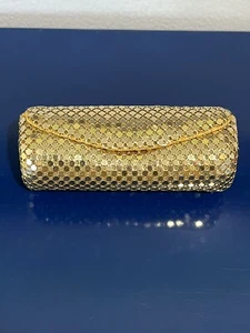 Gold Mesh Lipstick Holder Case With Mirror Metal Snap Closure Vtg 50s 60s - Picture 1 of 7