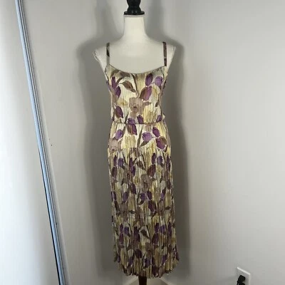 Vestido Vince Nouveau Magnolia Plisado Aplastado Floral Talla M Mediano NUEVO $495 Foto 1 de 4
