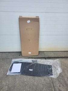OEM GM 20-2025 XT6 All Weather Integrated Cargo Mat Liner Black w/Logo 84229582 - Bild 1 von 8
