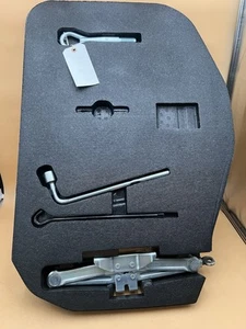 2008-13 INFINITI G25 G37 Tire Jack + Tool Set + Foam CASE OEM. - Picture 1 of 1
