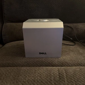 DELL Zylux Multimedia Computer Speaker System Powered Subwoofer Model A525 - Picture 1 of 3