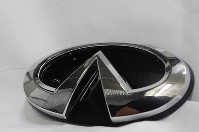Infiniti Q50 2014 2015 2016 2017 emblemas cromados delanteros con carcasa 628664HB0A Foto 1 de 3