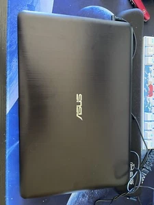 PC portatile ASUS VIVOBOOK X540N Intel celeron N3350 1.10GHz 250GB SSD 4GB RAM - Foto 1 di 9