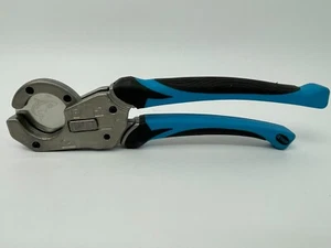 NEU Shark Bite blau und schwarz Pex Rohrschneider Wechselklinge Oetiker - Bild 1 von 6