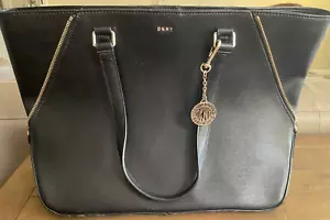 Donna Karan DKNY Classic Faux Leather Black Tote w/Dust Bag - Picture 1 of 8