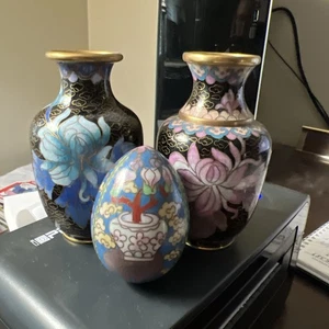 Hermoso florero 2 flores Cloisonne de 4" con un huevo a juego - Imagen 1 de 8