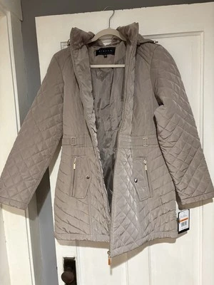 Giacca Size Medium Women’s Coat  - Image 1 of 3