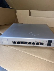 Ubiquiti UniFi Switch US-8-150W, 8 Ports, PoE+, 150W, Géré, NP 450 EUR - Zdjęcie 1 z 3